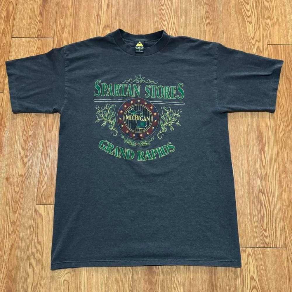 Vintage 90s Michigan Spartan Stores Grand Rapids Destination Shirt‎ Size XL